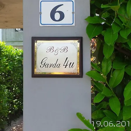 לינה וארוחת בוקר Garda 4u